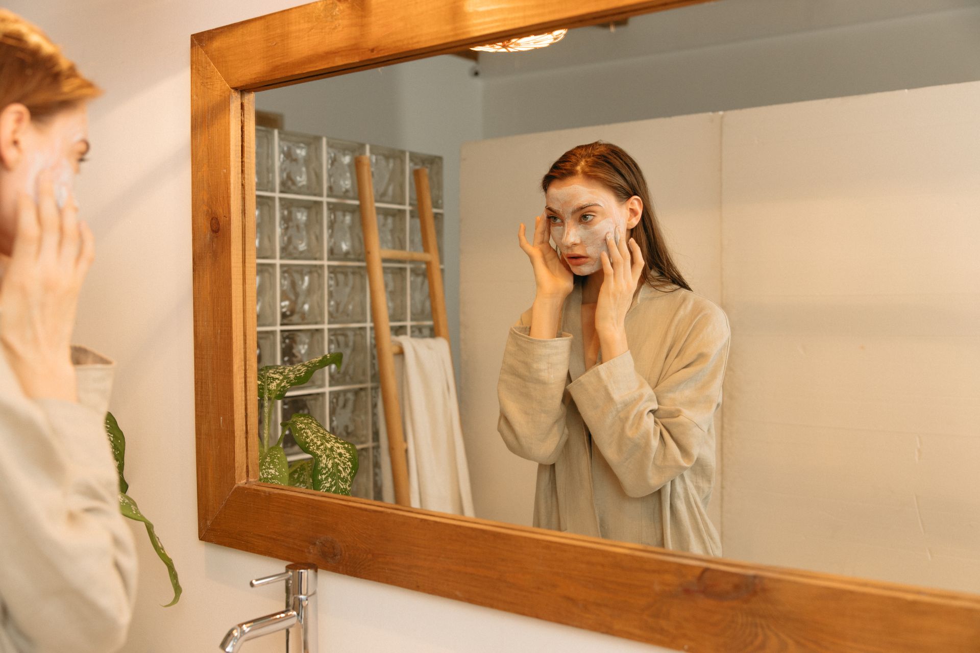 Hyaluronic Acid vs Glycerin Blog Image